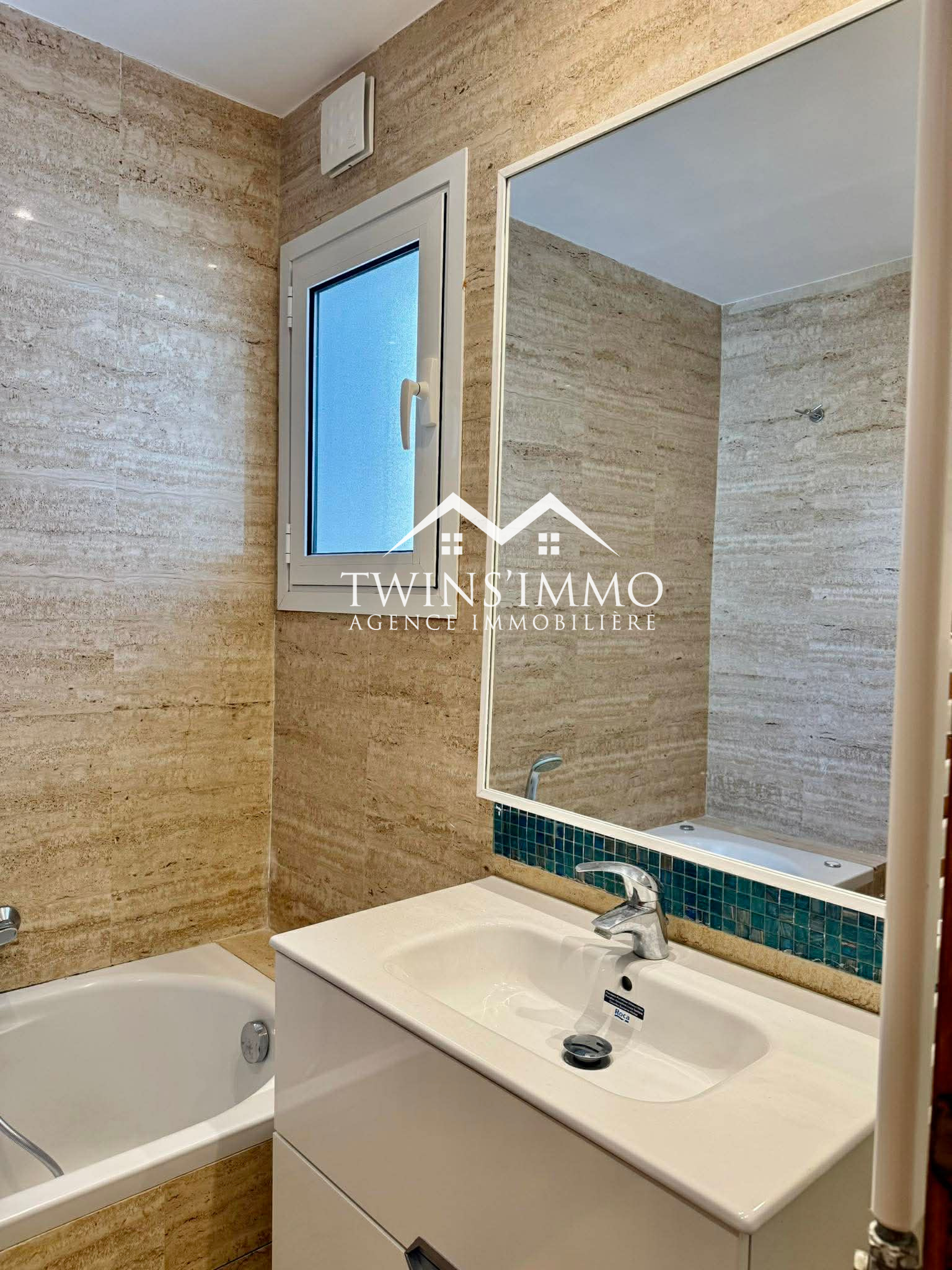 La Marsa&nbsp;Marsa Ennassim&nbsp;Location&nbsp;Appart. 2 pi�ces&nbsp;Appartement s2 avec une terrasse � la marsa