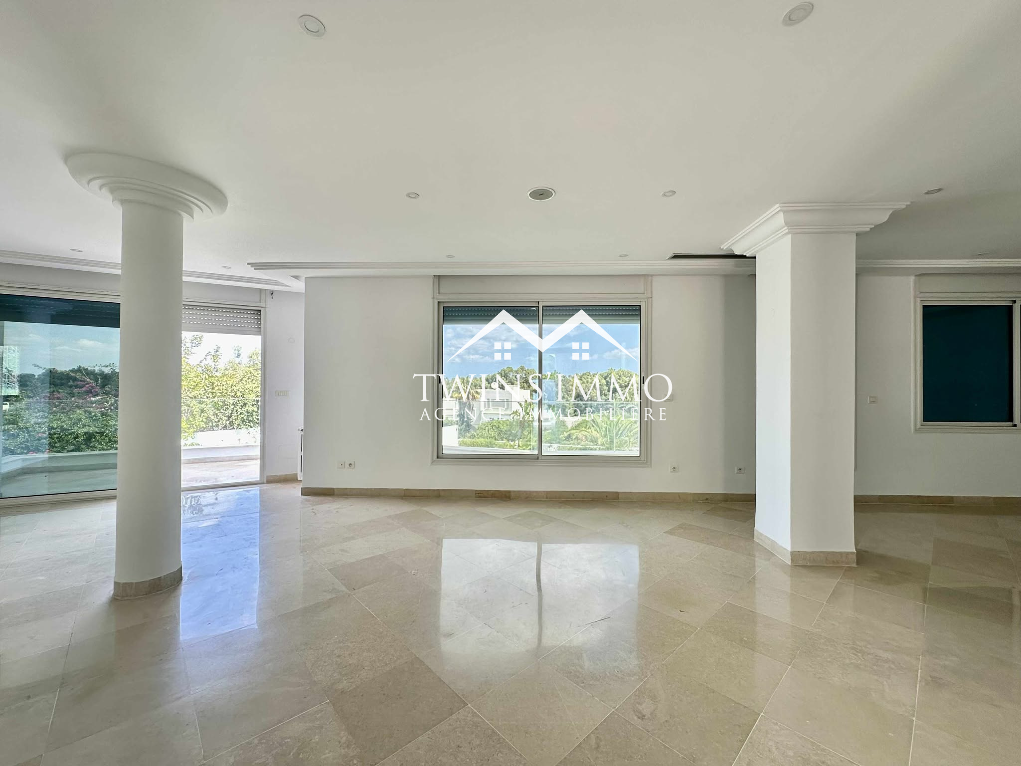 La Marsa&nbsp;Gammart&nbsp;Location&nbsp;Maisons&nbsp;Villa s4 au golden tulip gammarth