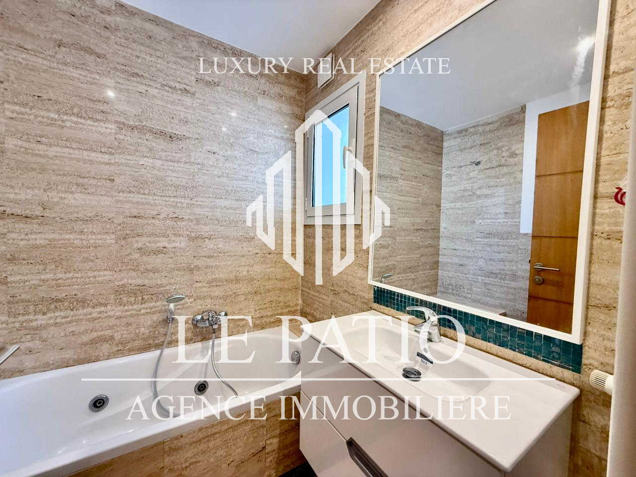 La Marsa&nbsp;Marsa Ennassim&nbsp;Location&nbsp;Appart. 3 pi�ces&nbsp;Appartement s2 avec terrasse � la marsa