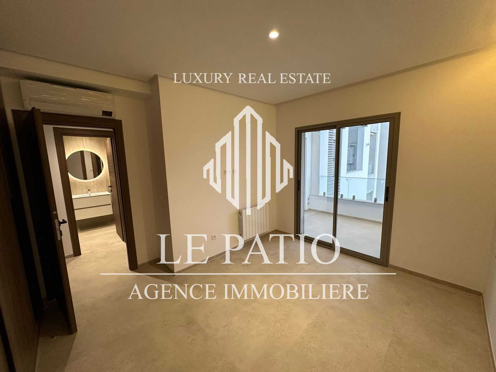 Ain Zaghouan&nbsp;Ain Zaghouan&nbsp;Location&nbsp;Appart. 2 pi�ces&nbsp;Appartement s1 neuf jamais habit�