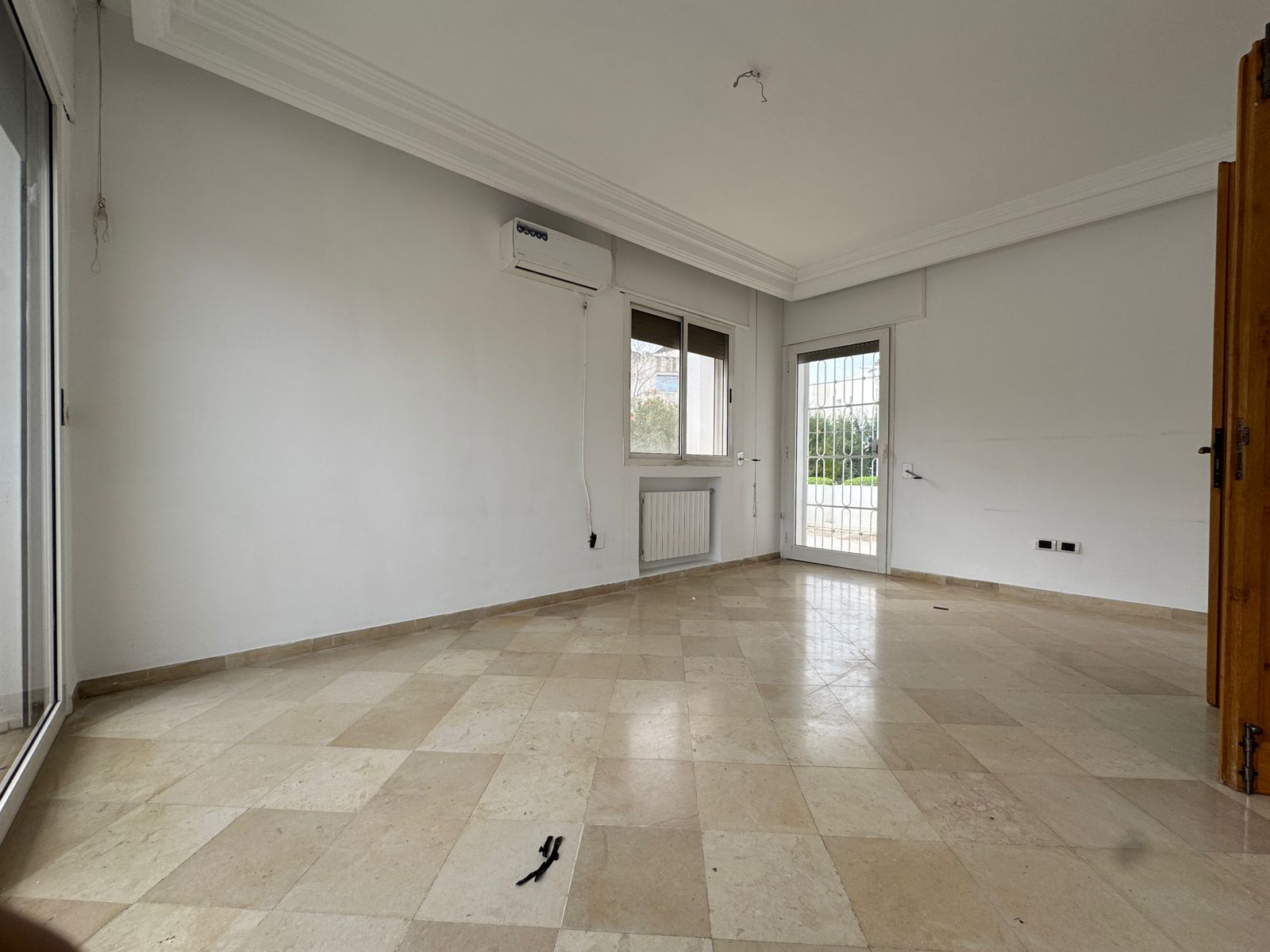 El Menzah&nbsp;El Menzah 9&nbsp;Location&nbsp;Maisons&nbsp;Villa � usage habitation ou bureautique � menzah 9