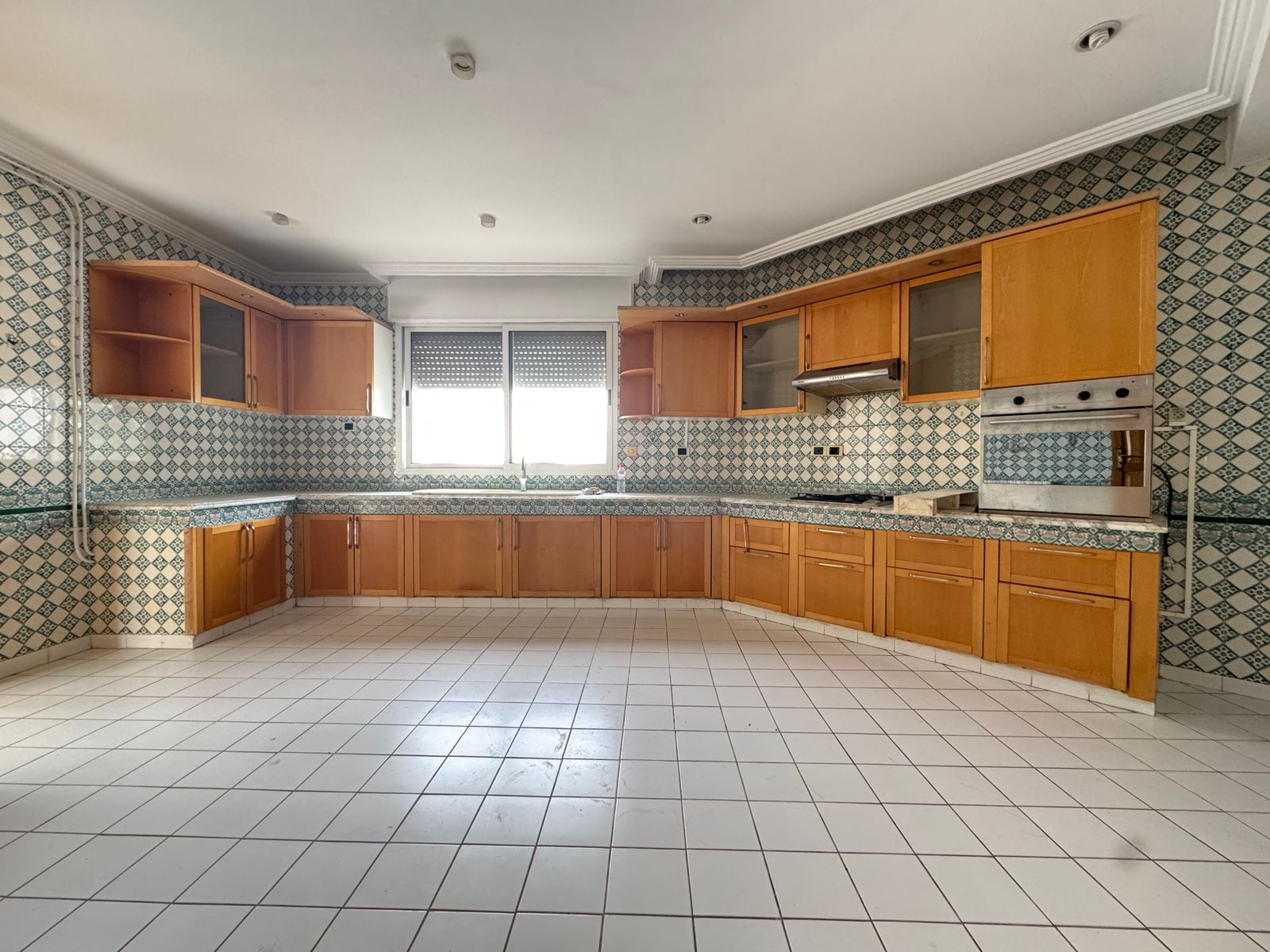 El Menzah&nbsp;El Menzah 9&nbsp;Location&nbsp;Maisons&nbsp;Villa � usage habitation ou bureautique � menzah 9