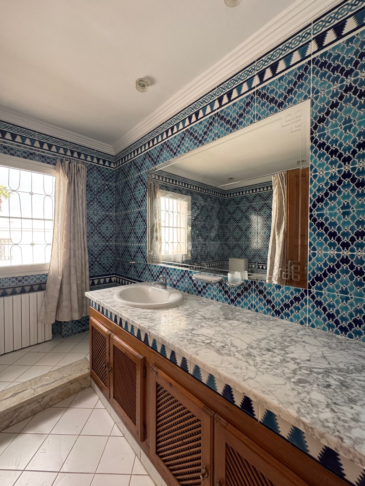 El Menzah&nbsp;El Menzah 9&nbsp;Location&nbsp;Maisons&nbsp;Villa � usage habitation ou bureautique � menzah 9