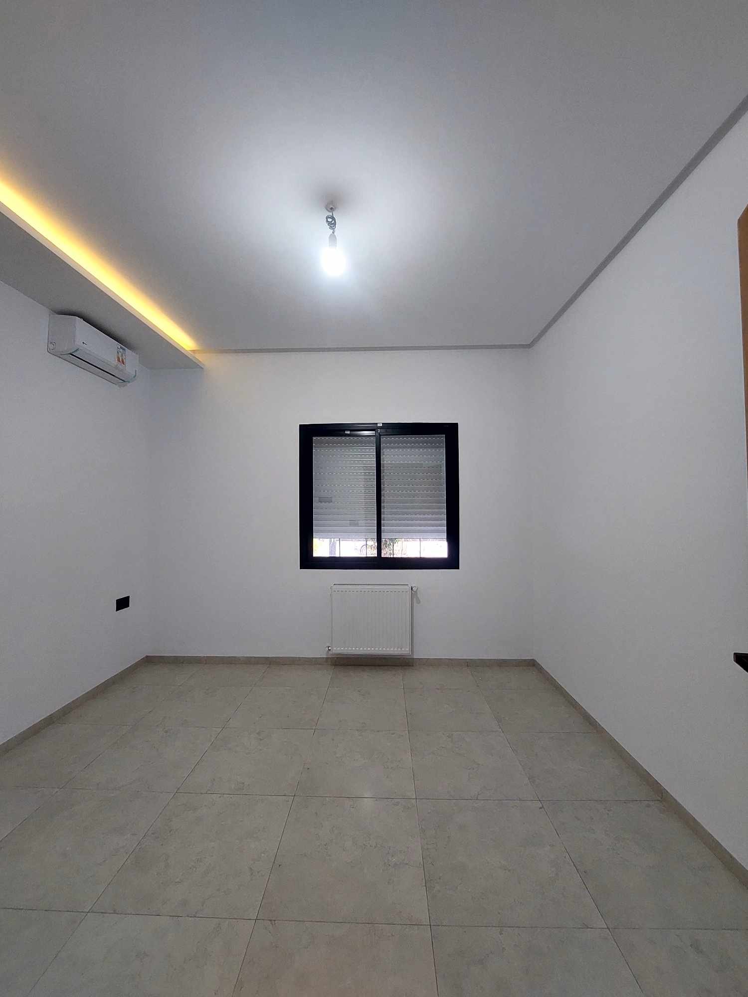 La Marsa&nbsp;El Aouina&nbsp;Location&nbsp;Appart. 2 pi�ces&nbsp;S plus 1 rdc ain zaghouan