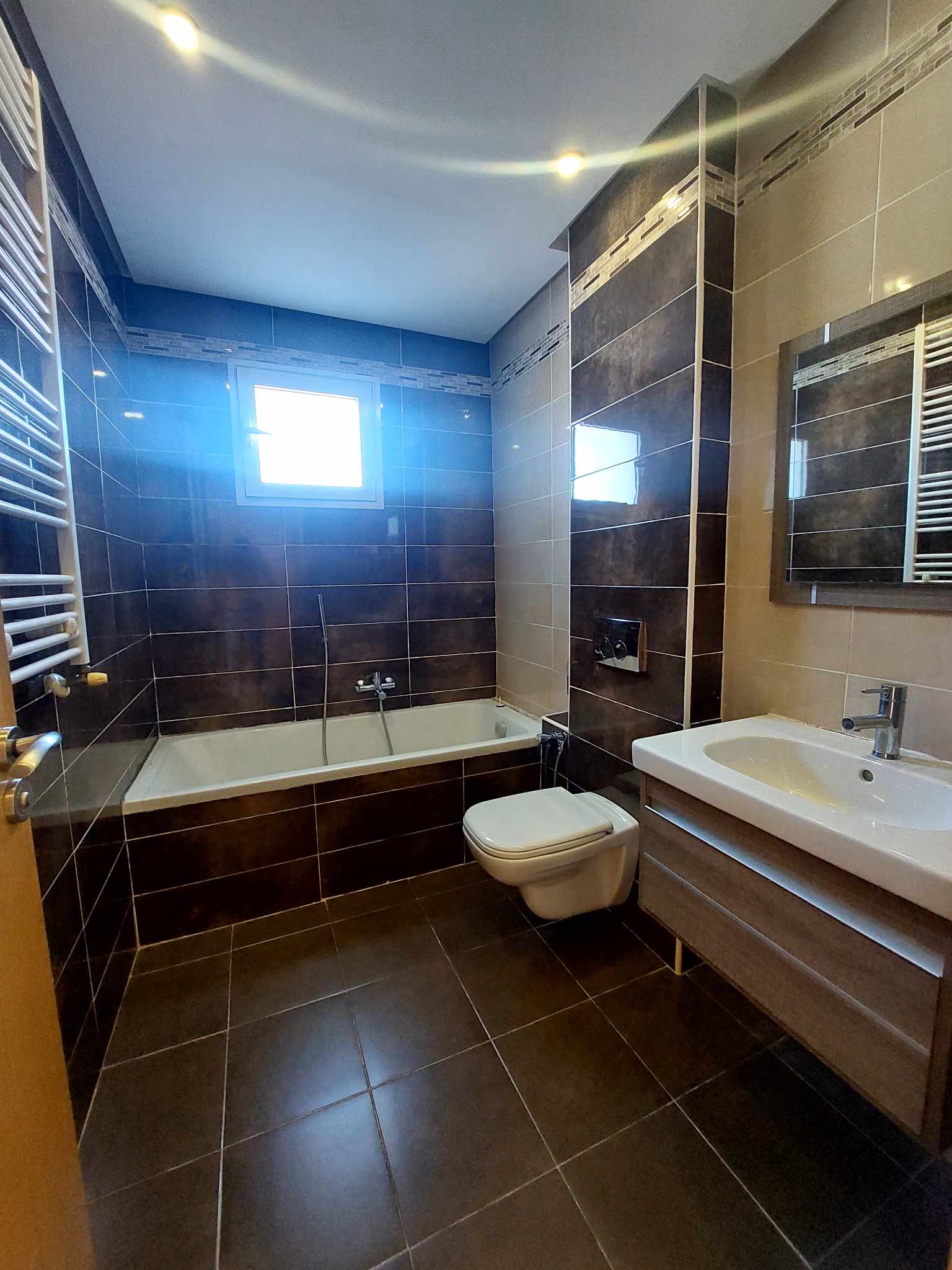 La Goulette&nbsp;Kheireddine&nbsp;Location&nbsp;Appart. 2 pi�ces&nbsp;S plus 2 avec terrasse la goulette