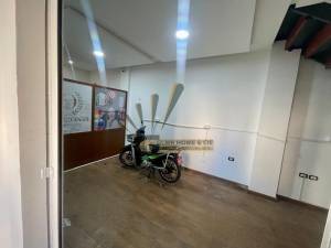 La Marsa&nbsp;Berge Du Lac&nbsp;Location&nbsp;Appart. 1 pi�ce&nbsp; bureau en rdc sur deux niveaux ref462a