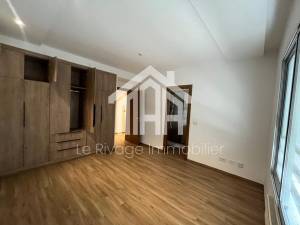 El Kram&nbsp;Jardins de Carthage&nbsp;Location&nbsp;Appart. 1 pi�ce&nbsp;S3 aux les jardins de carthage dans une ref440a