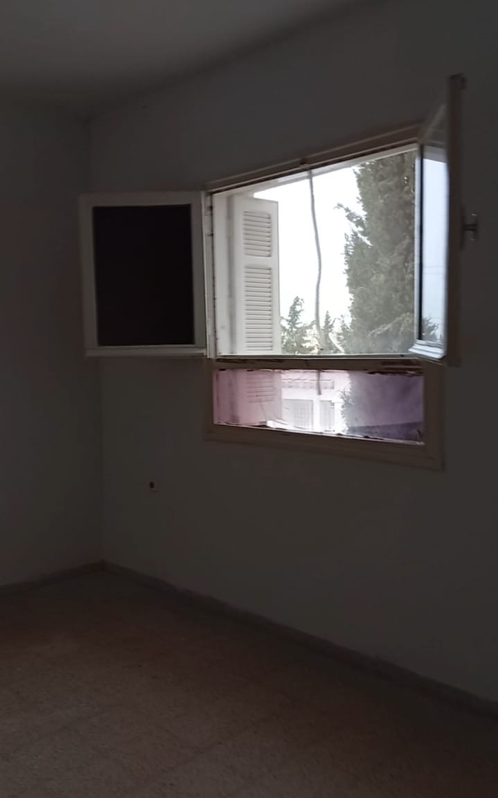 El Menzah&nbsp;El Menzah 9&nbsp;Location&nbsp;Appart. 4 pi�ces&nbsp;Un appart ancien �tat s3 � menzah 9 b