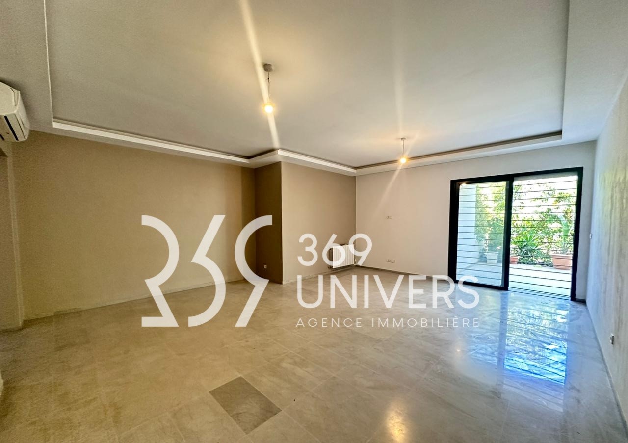 La Marsa&nbsp;Cite Du Stade&nbsp;Location&nbsp;Appart. 3 pi�ces&nbsp;Appartement avec terrasse � la marsa ref ra164