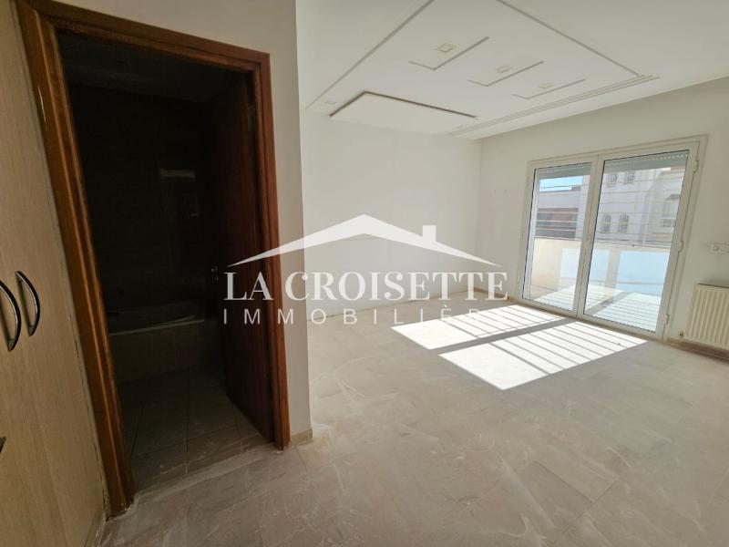 La Marsa&nbsp;El Aouina&nbsp;Location&nbsp;Appart. 5 pi�ces+&nbsp;Appartement s4 avec terrasse � l'aouina zal2126