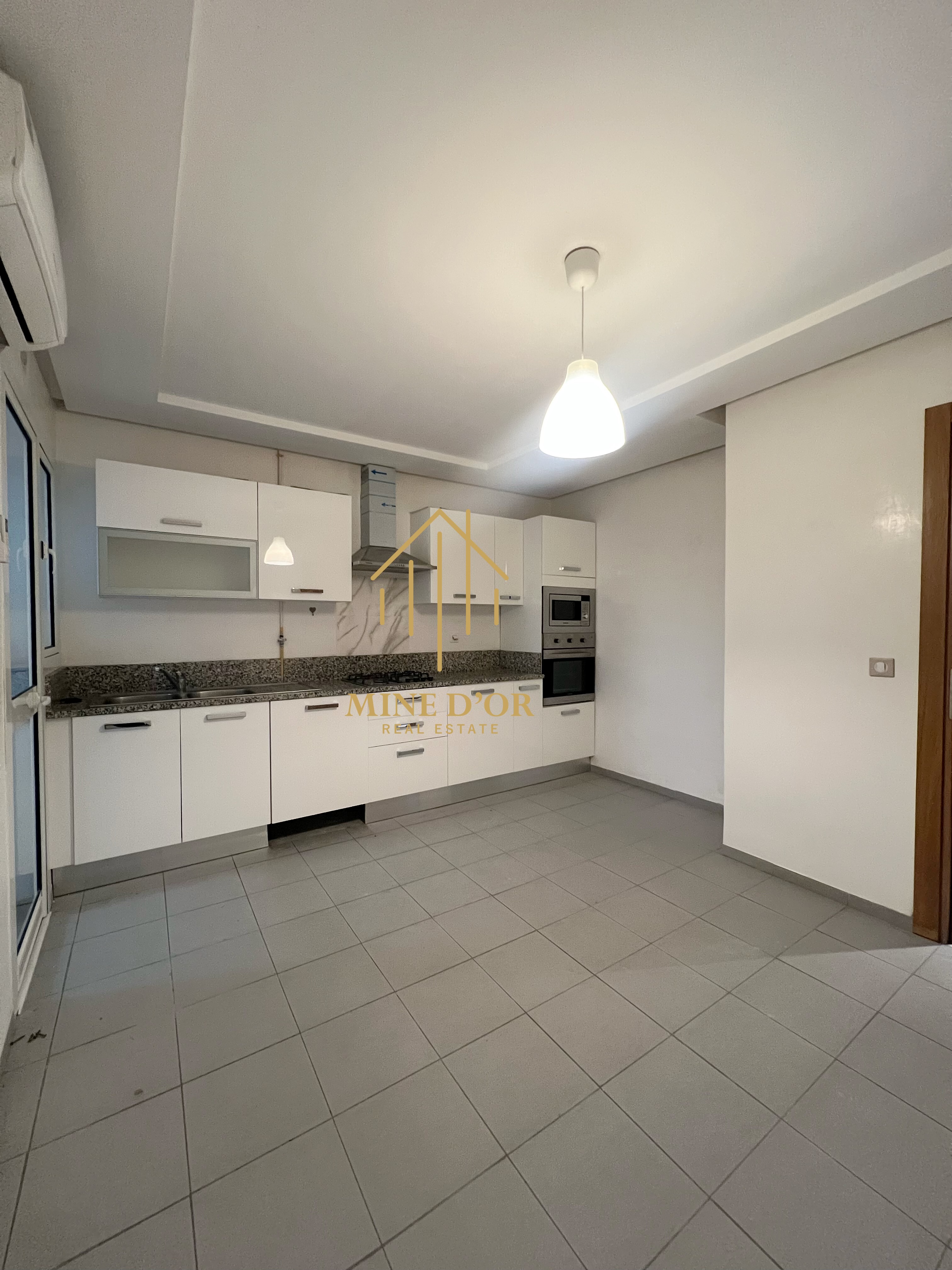 Cite El Khadra&nbsp;Zone urbaine nord&nbsp;Location&nbsp;Appart. 3 pi�ces&nbsp;Apprt s2 haut standing au centre urbain