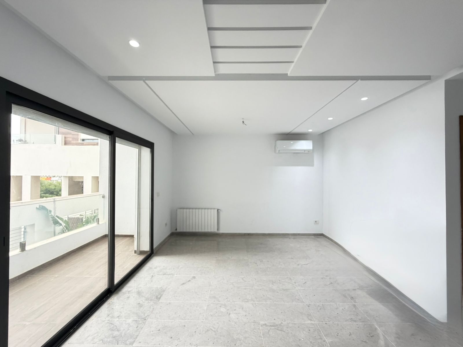 Ain Zaghouan&nbsp;Jardins de Carthage&nbsp;Location&nbsp;Appart. 4 pi�ces&nbsp;S3 avec parking aux jardins de carthage