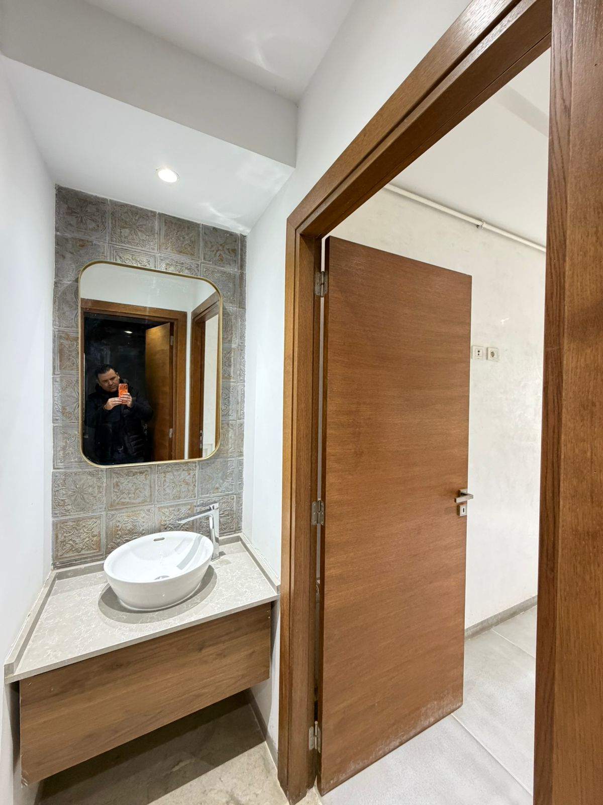 Ain Zaghouan&nbsp;Jardins de Carthage&nbsp;Location&nbsp;Appart. 4 pi�ces&nbsp;S3 avec parking aux jardins de carthage