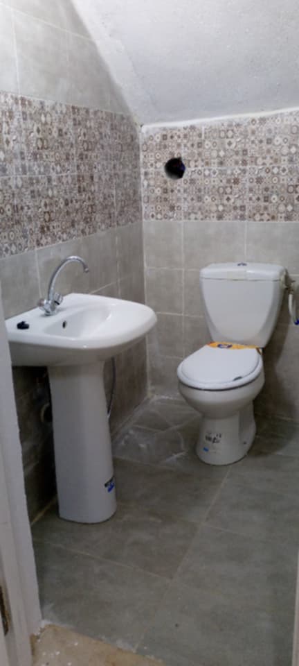 El Mourouj&nbsp;El Mourouj&nbsp;Location&nbsp;Autre&nbsp;Un d�pot � mourouj 6