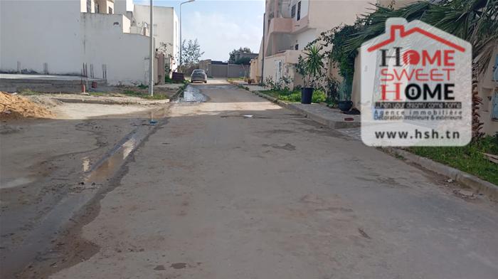 Raoued&nbsp;Ariana Essoughra&nbsp;Terrain&nbsp;Terrain nu&nbsp;Terrain de villa vidan  � raoued