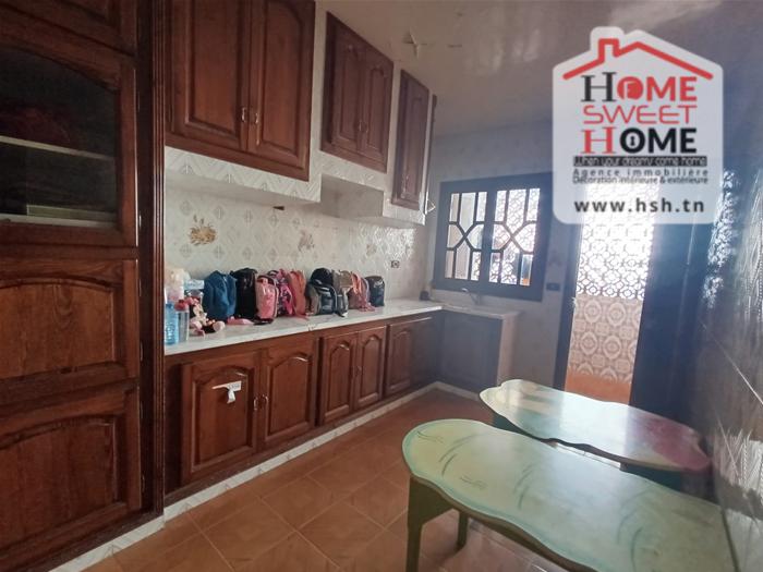 La Marsa&nbsp;Sidi Daoud&nbsp;Location&nbsp;Appart. 4 pi�ces&nbsp;Etage de villa s3 carla au ain zaghouen nord