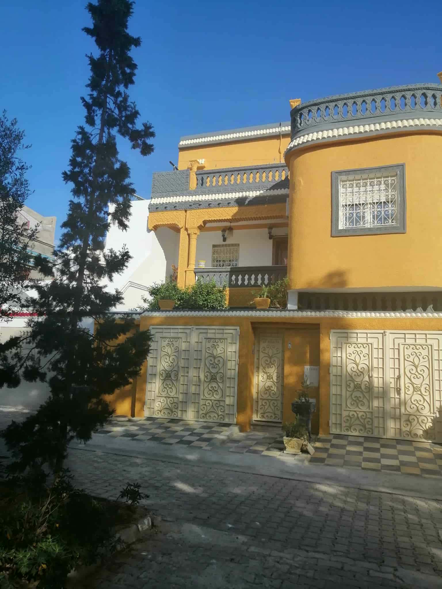 El Kabbaria&nbsp;Ibn Sina&nbsp;Location&nbsp;Appart. 4 pi�ces&nbsp;Etage de villa