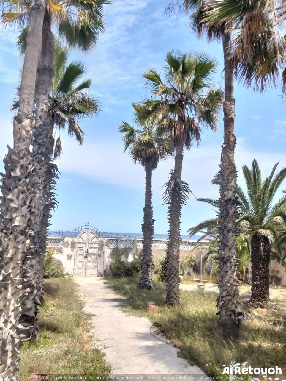 Akouda&nbsp;Chatt Meriem&nbsp;Vente&nbsp;Surfaces&nbsp;Un terrain pieds dans l'eau � chatt meriem sousse