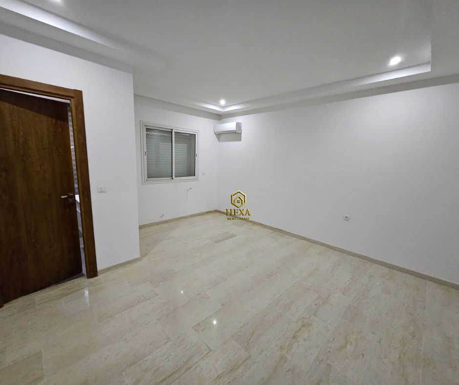 Menzel Jemil&nbsp;Cite El Habib (Menzel Jemil)&nbsp;Vente&nbsp;Appart. 3 pi�ces&nbsp;Appartement s2avec terrasse a bizerte au rdc