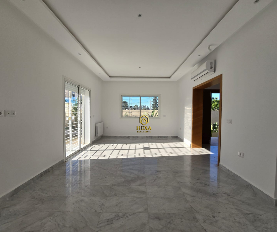 La Soukra&nbsp;La Soukra&nbsp;Location&nbsp;Duplex&nbsp;Duplex s5 � la soukra avec piscine et jardin