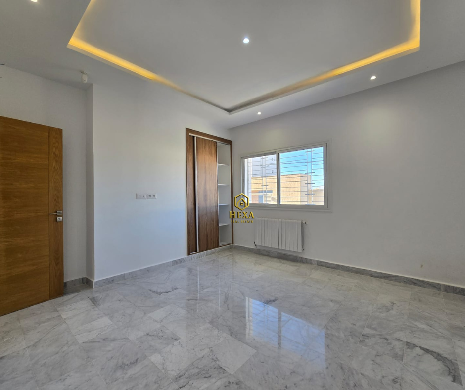 La Soukra&nbsp;La Soukra&nbsp;Location&nbsp;Duplex&nbsp;Duplex s5 � la soukra avec piscine et jardin