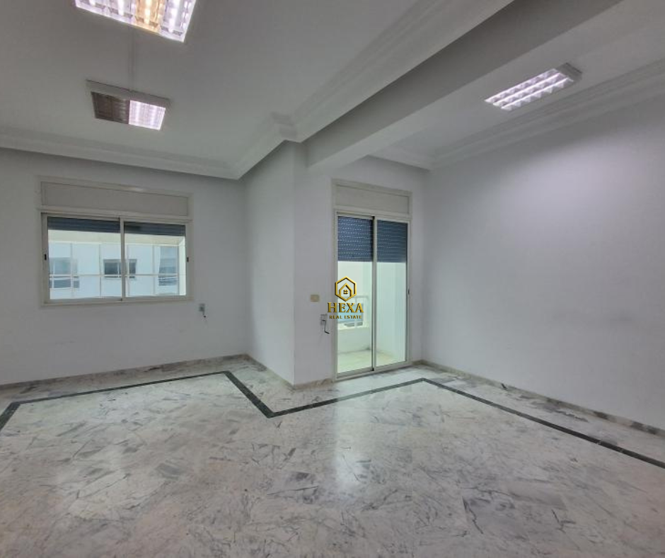 La Marsa&nbsp;Berge Du Lac&nbsp;Location&nbsp;Appart. 4 pi�ces&nbsp;Appartement s3 � usage bureautique au lac 1