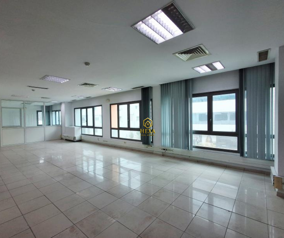 La Marsa&nbsp;Berge Du Lac&nbsp;Location&nbsp;Surfaces&nbsp;Hall 7 au lac � usage bureautique