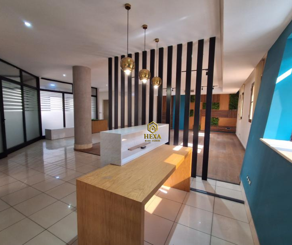 La Marsa&nbsp;Berge Du Lac&nbsp;Location&nbsp;Surfaces&nbsp;Open space au lac � usage bureautique