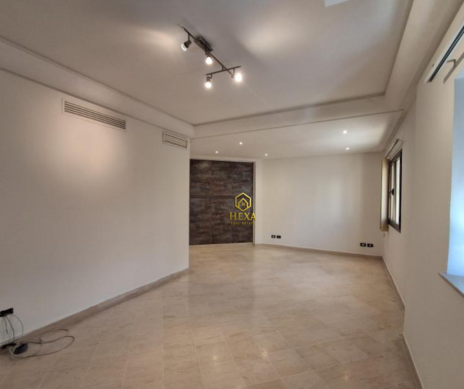 La Marsa&nbsp;Berge Du Lac&nbsp;Location&nbsp;Surfaces&nbsp;Hall 2 au lac 1 avec balcon