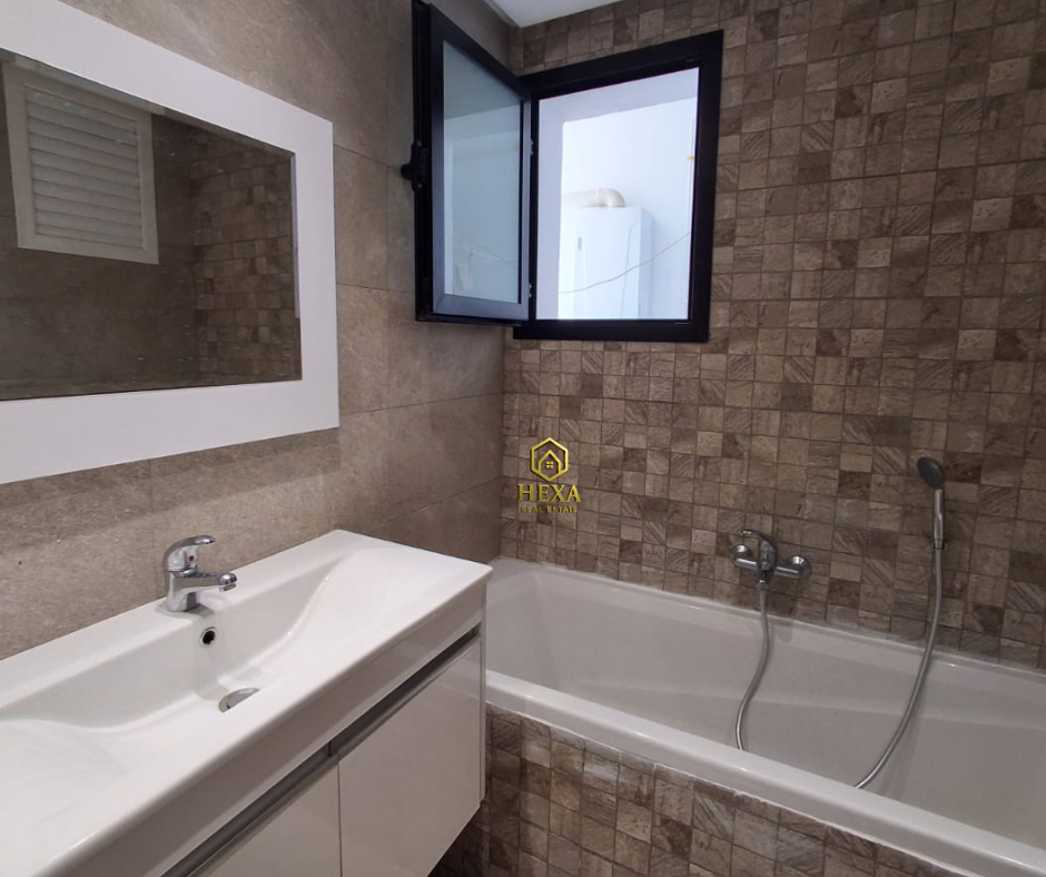 Ain Zaghouan&nbsp;Jardins de Carthage&nbsp;Location&nbsp;Appart. 3 pi�ces&nbsp;Appartement s2 aux jardins de carthage avec balcon