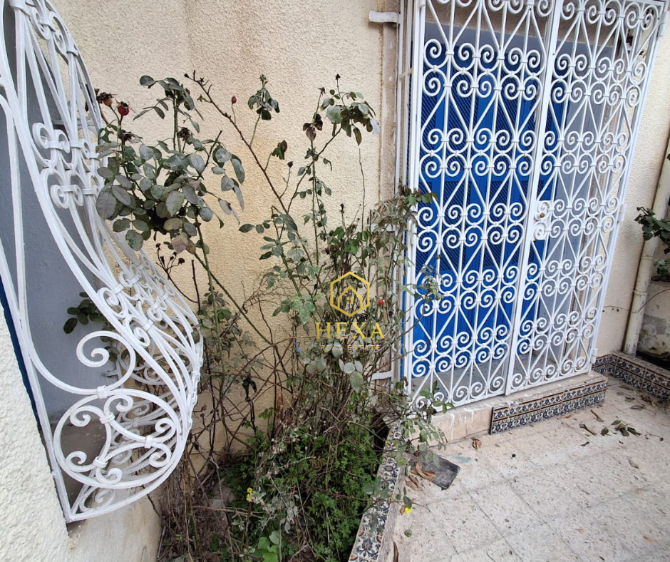 La Marsa&nbsp;Cite El Khalil&nbsp;Location&nbsp;Duplex&nbsp;Duplex s4 avec terrasse � la marsa