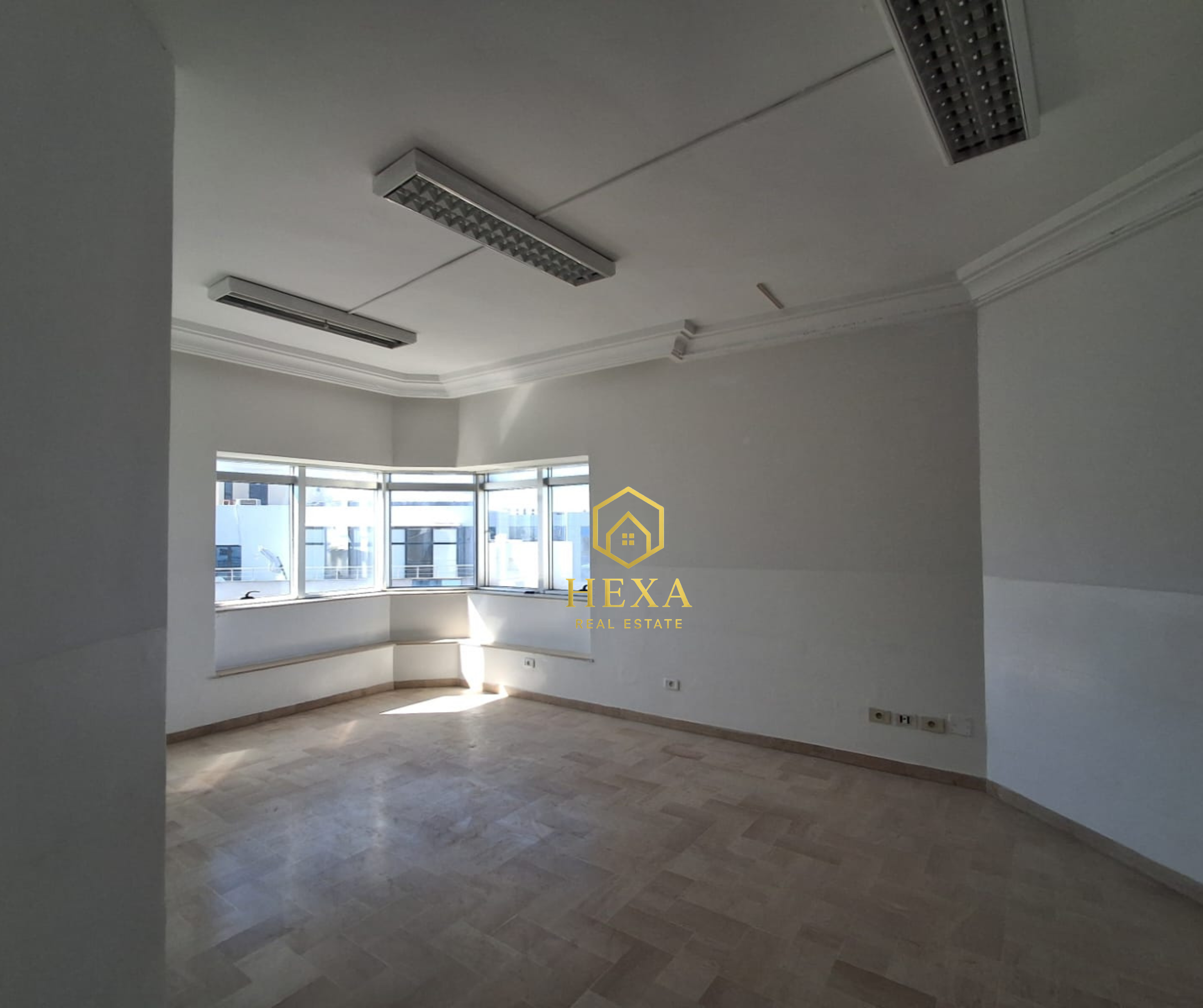 La Marsa&nbsp;Berge Du Lac&nbsp;Location&nbsp;Surfaces&nbsp;Etage d'appartement au lac 1 � usage bureautique