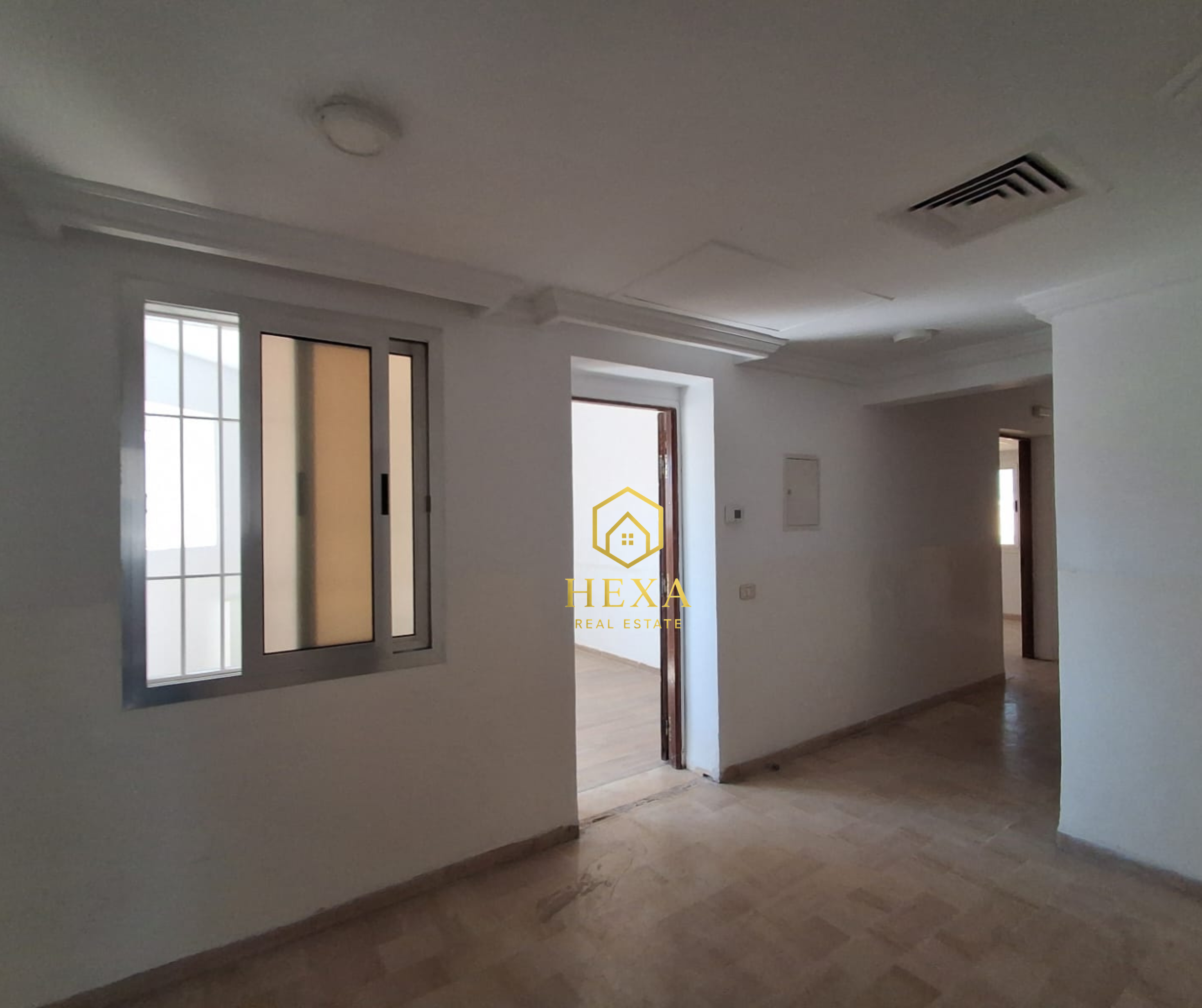 La Marsa&nbsp;Berge Du Lac&nbsp;Location&nbsp;Surfaces&nbsp;Etage d'appartement au lac 1 � usage bureautique