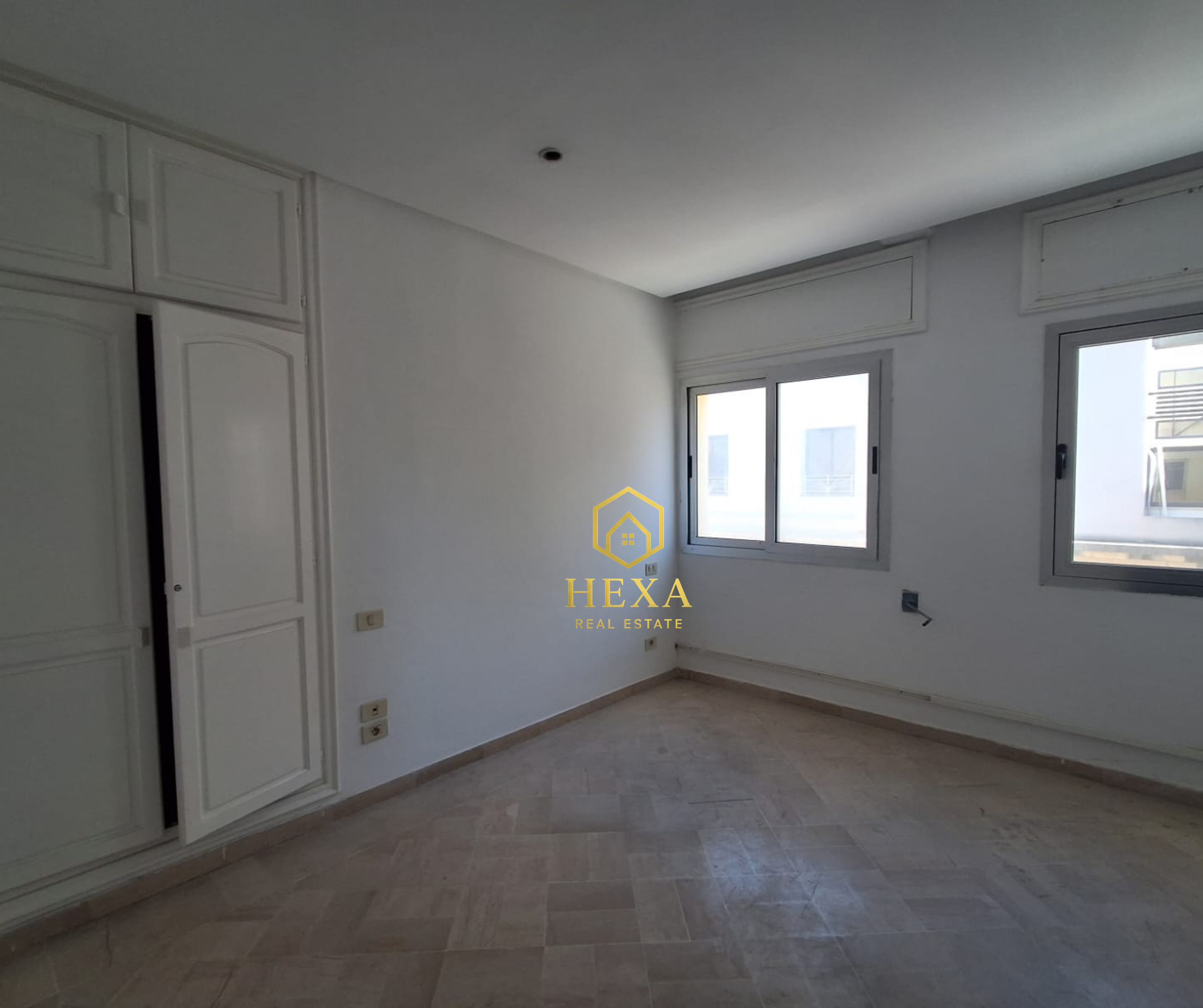 La Marsa&nbsp;Berge Du Lac&nbsp;Location&nbsp;Surfaces&nbsp;App s3 � usage bureautique au lac 1