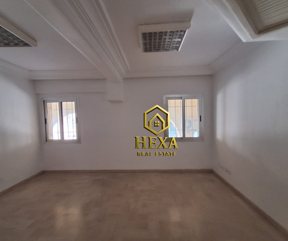 La Marsa&nbsp;Berge Du Lac&nbsp;Location&nbsp;Surfaces&nbsp;Appartement h9 � usage bureautique au lac 1