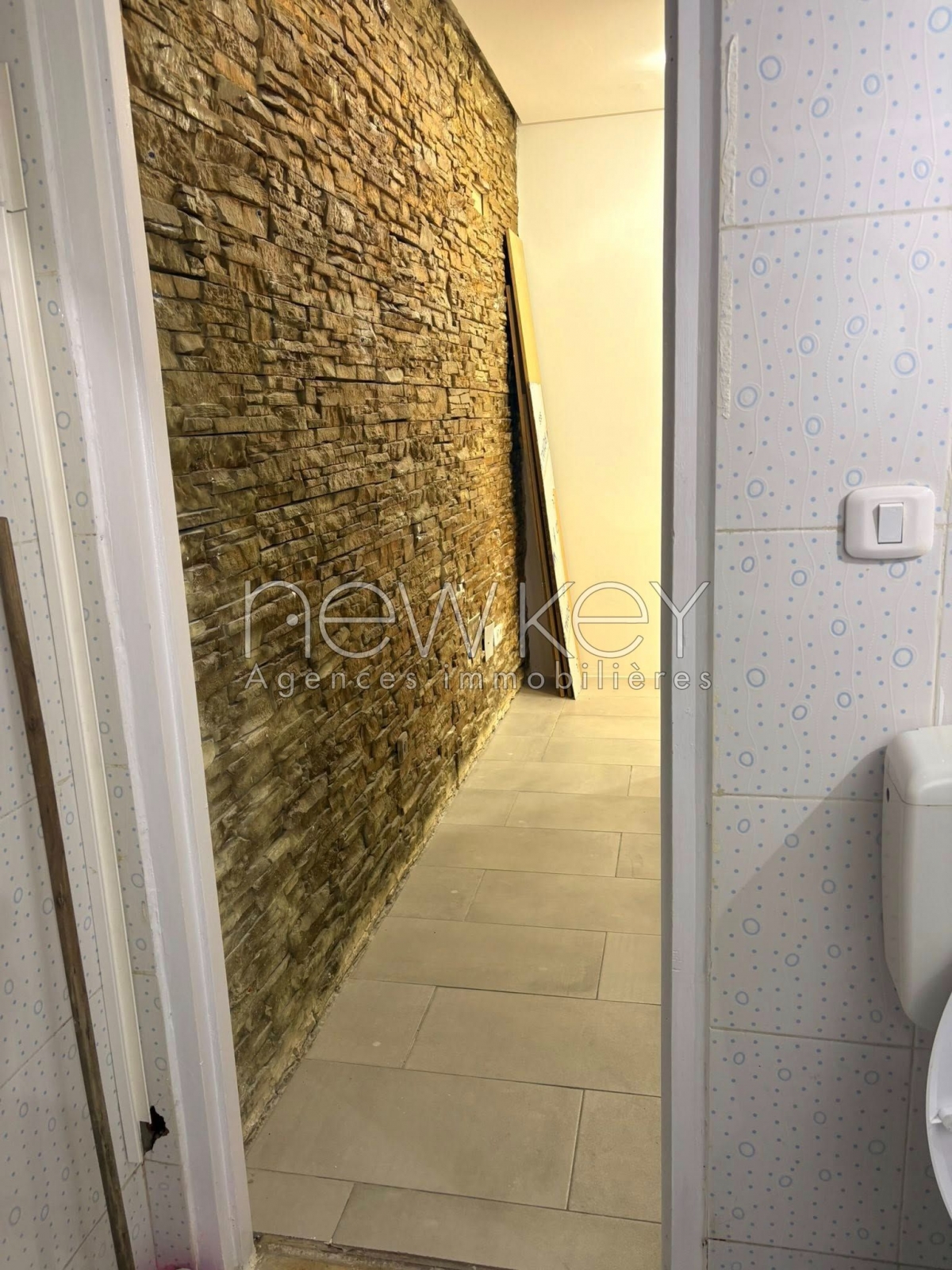 La Marsa&nbsp;Sidi Daoud&nbsp;Location&nbsp;Autre&nbsp;Un local en g�rance libre � la marsa