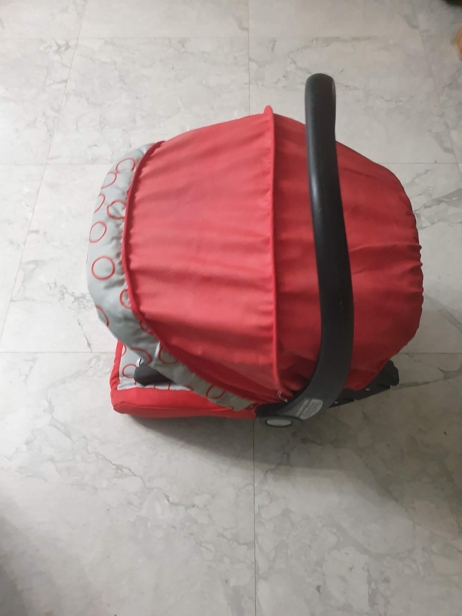 Gafsa Sud&nbsp;Gafsa Cite Ennour&nbsp;Autres&nbsp;Autre&nbsp;Chaise pour bebe