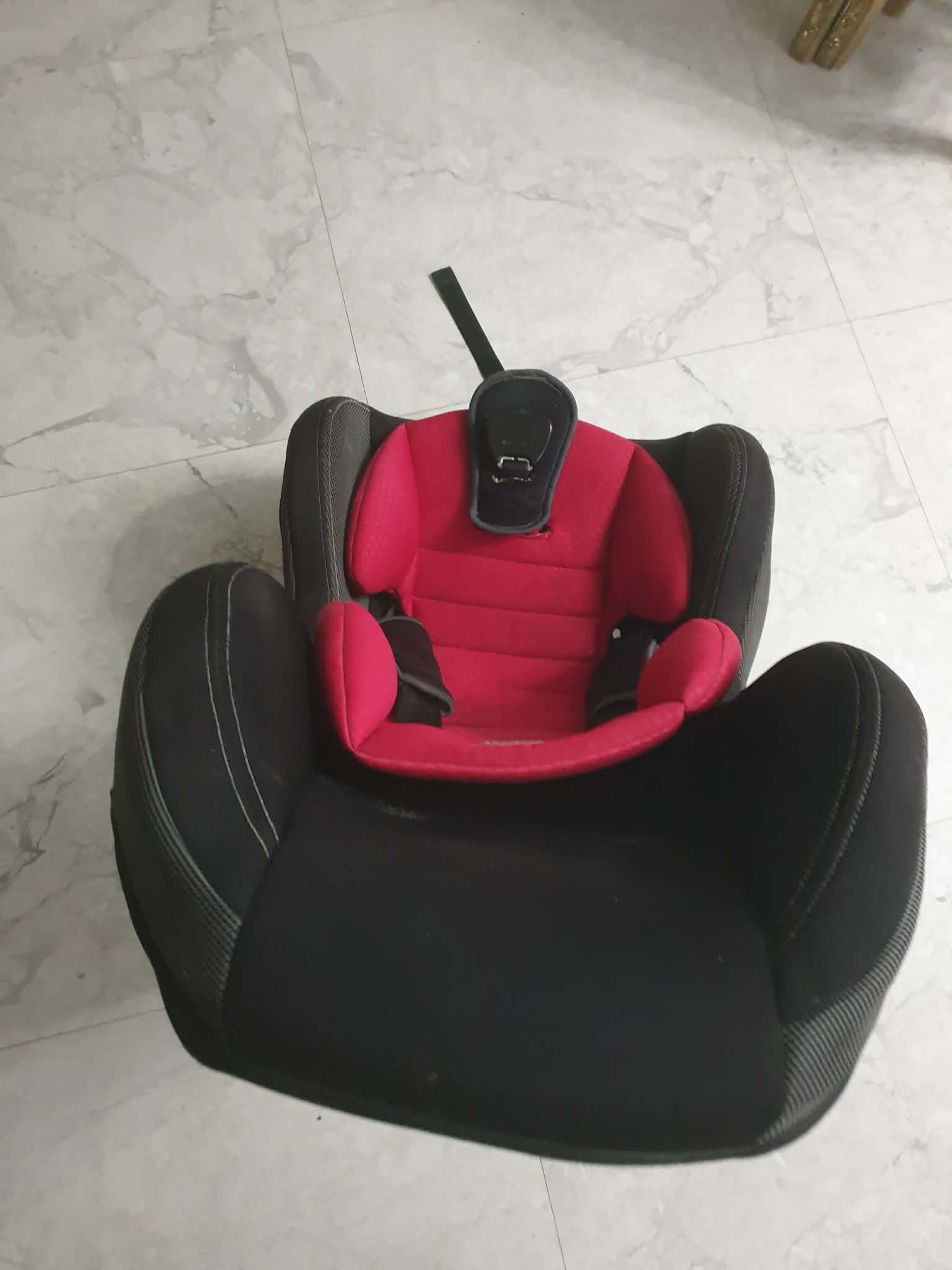 Gafsa Sud&nbsp;Gafsa Cite Ennour&nbsp;Autres&nbsp;Autre&nbsp;Chaise pour enfant