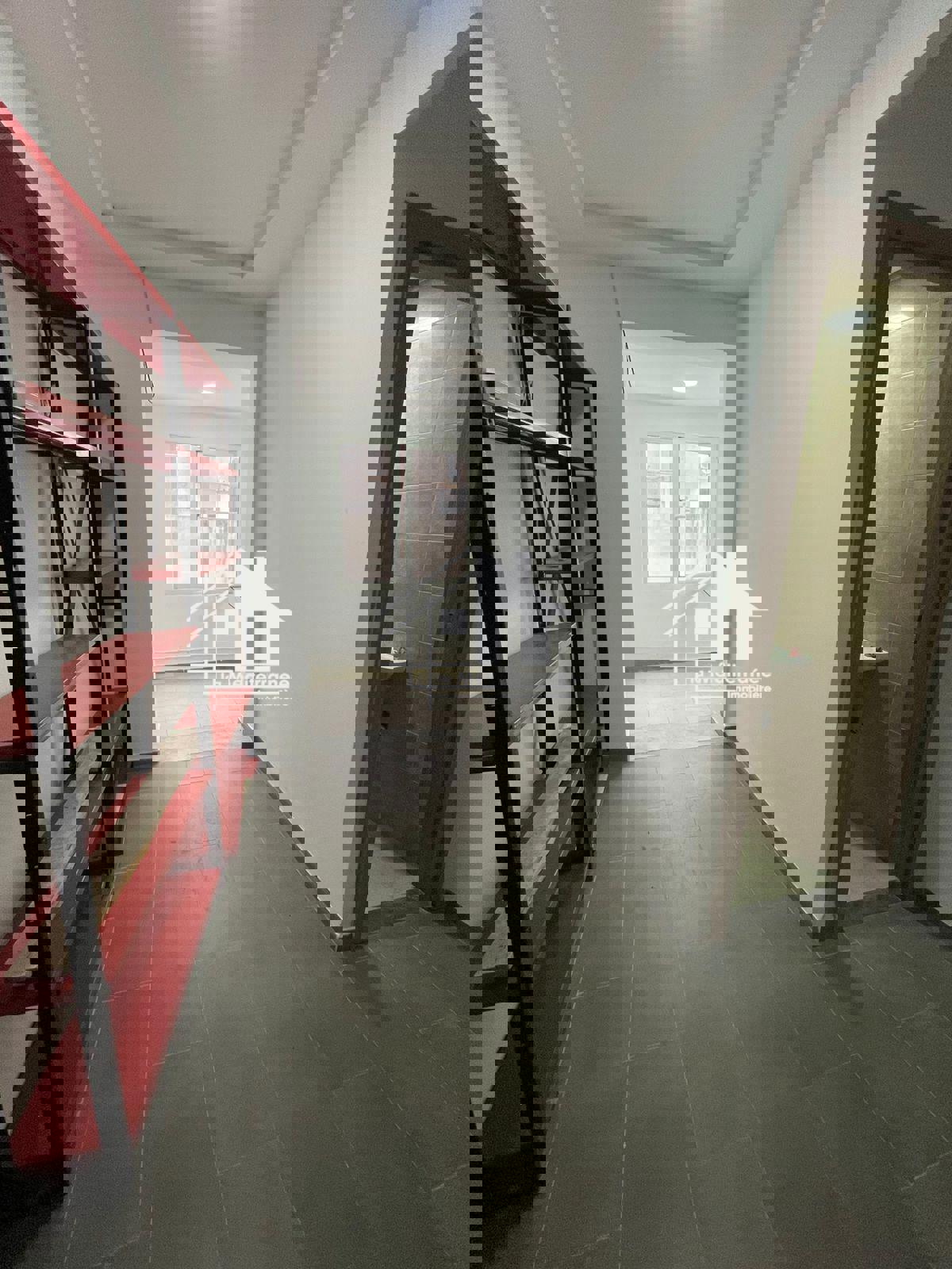 Mnihla&nbsp;Jardins d'el Menzah&nbsp;Location&nbsp;Appart. 1 pi�ce&nbsp;Un h plus 1 � usage bureatique