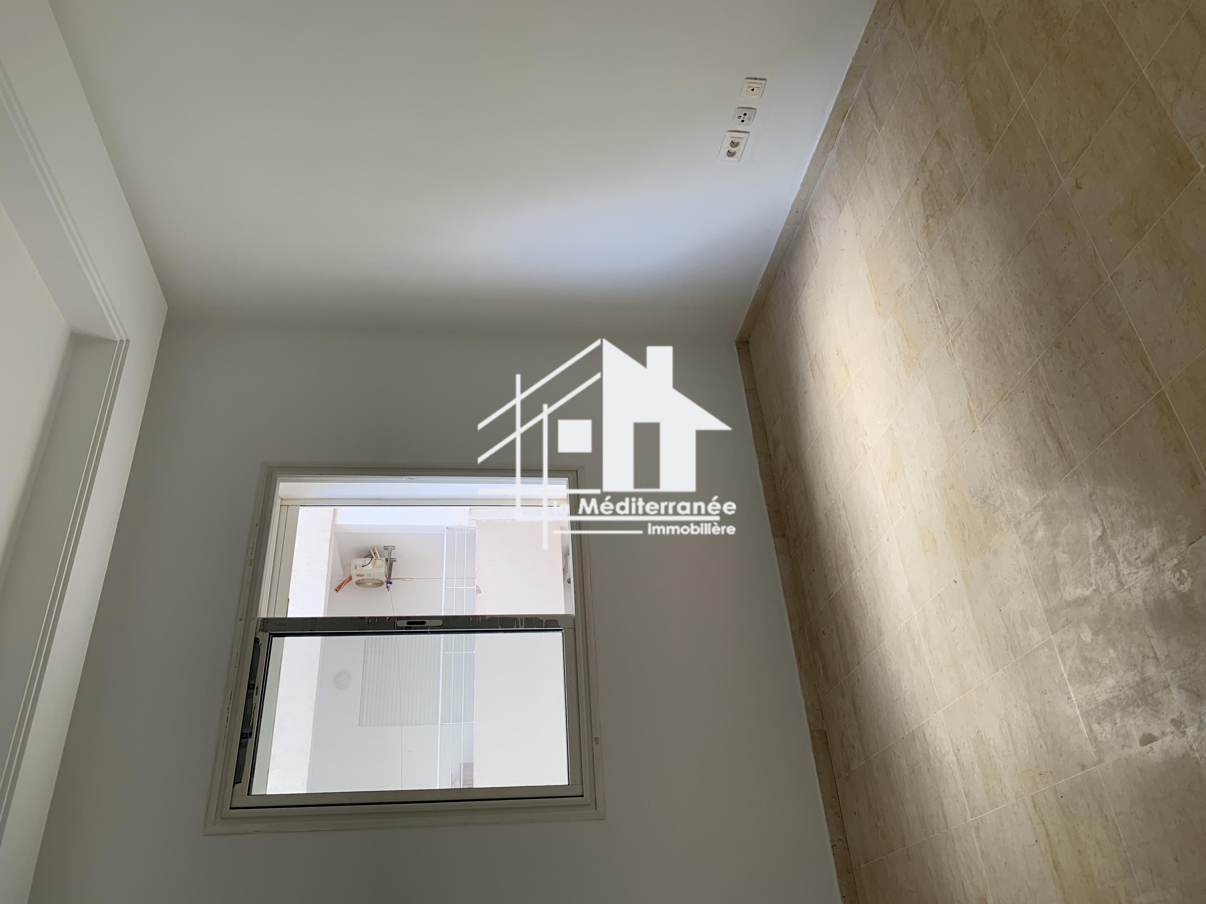 Ariana Ville&nbsp;Cite Ennasr 2&nbsp;Vente&nbsp;Appart. 1 pi�ce&nbsp;Un appartement s plus 1 � ennasr