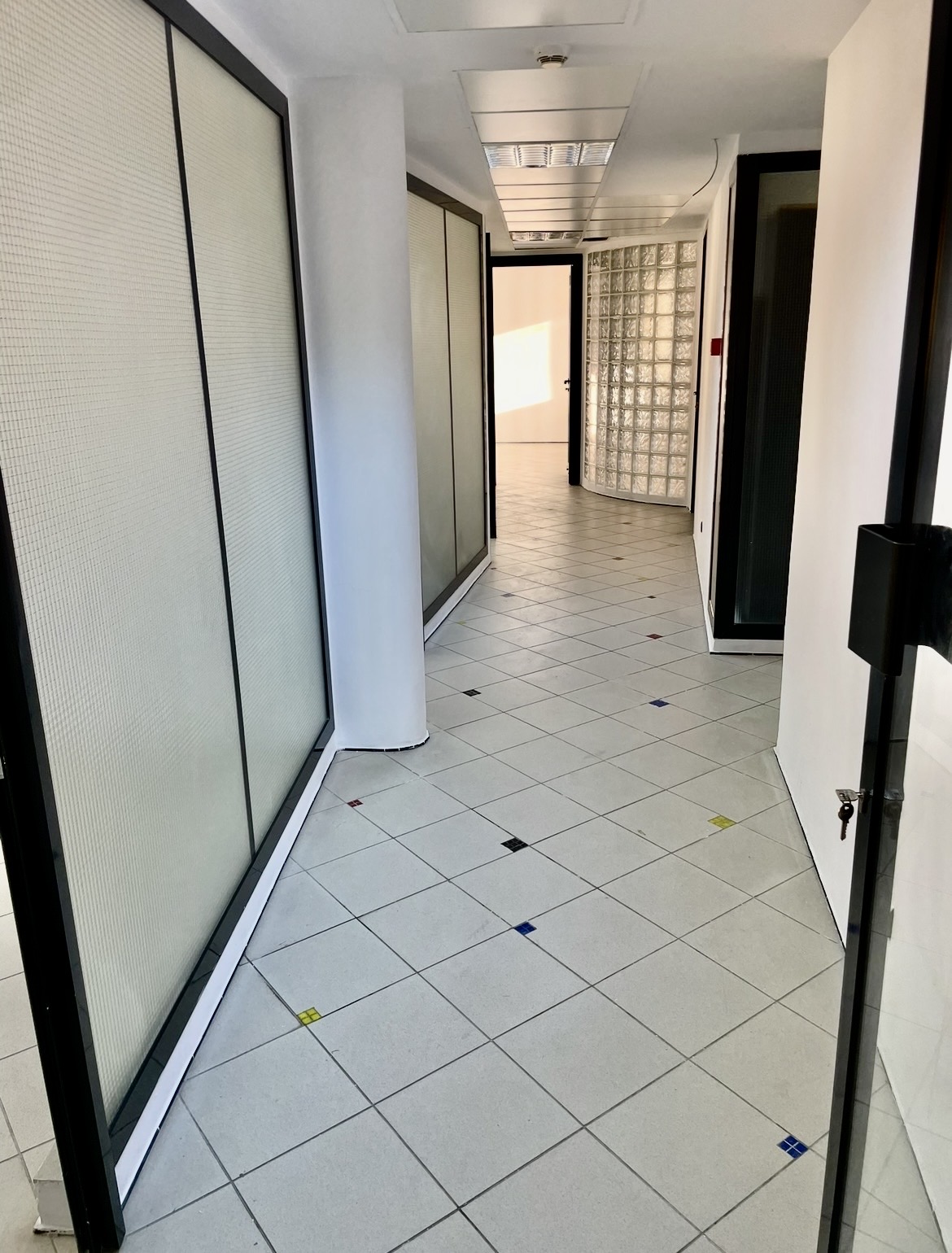 Cite El Khadra&nbsp;Kheireddine Pacha&nbsp;Location&nbsp;Appart. 5 pi�ces+&nbsp;Bureau haute standing 200m2 8 pi�ces