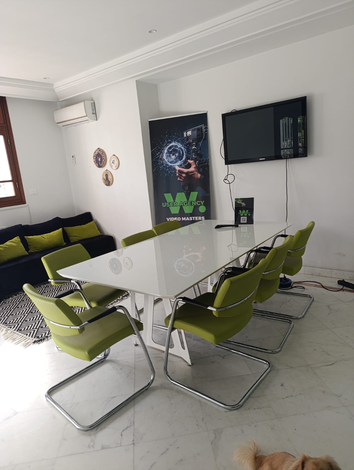 El Menzah&nbsp;El Menzah 4&nbsp;Location&nbsp;Autre&nbsp;Espace de travail �quip� avec une autre soci�te