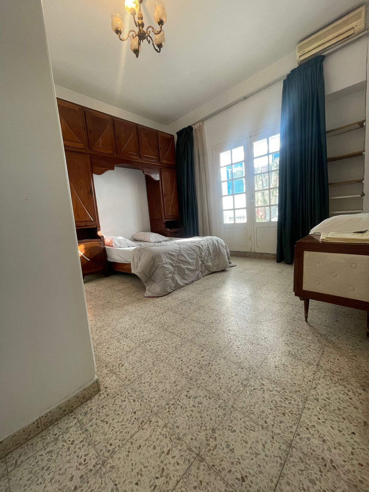 El Kram&nbsp;Le Kram&nbsp;Location&nbsp;Appart. 3 pi�ces&nbsp;Etage de villa bien �quip�