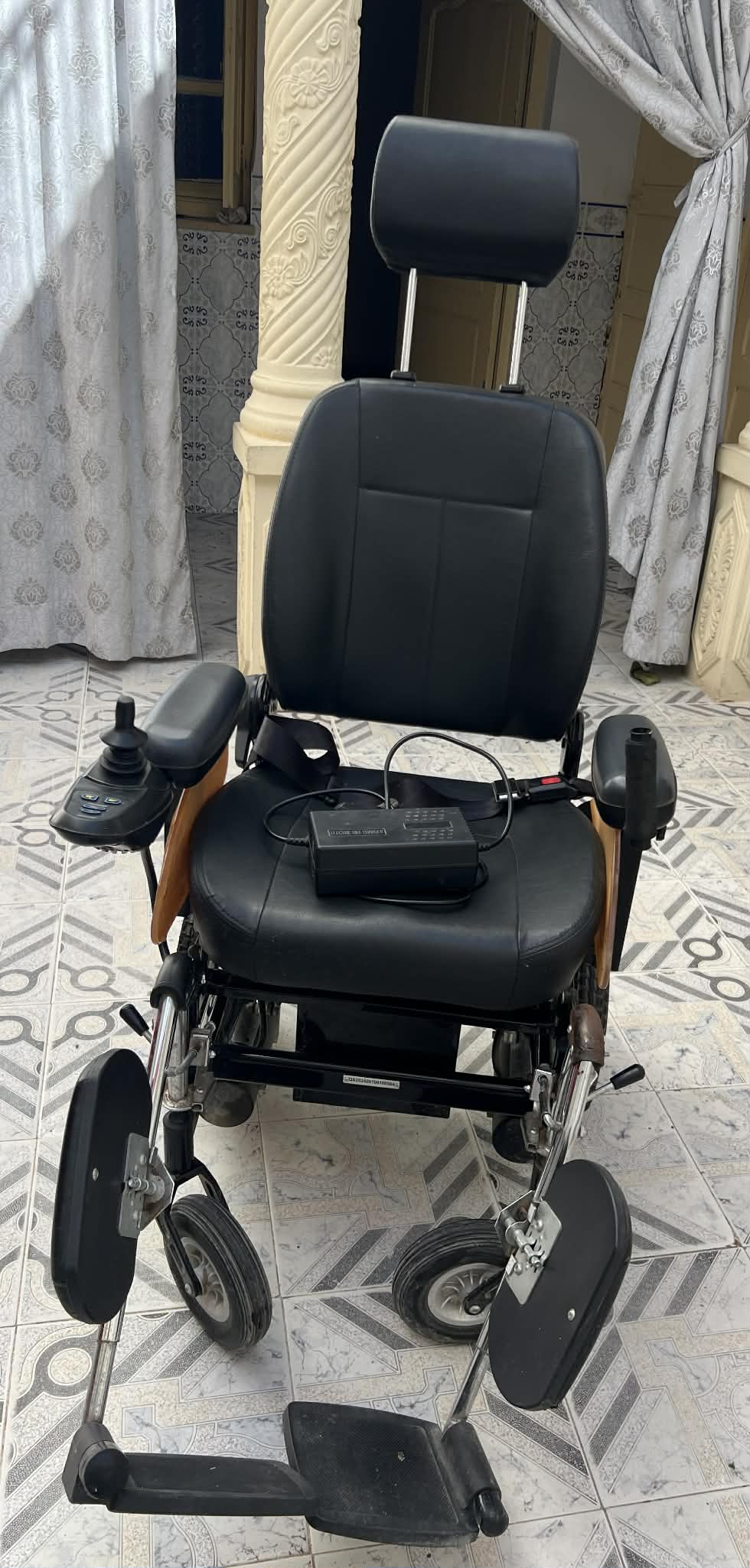 Douar Hicher&nbsp;Douar Hicher&nbsp;Autre&nbsp;Autre&nbsp;Fauteuil roulant electrique