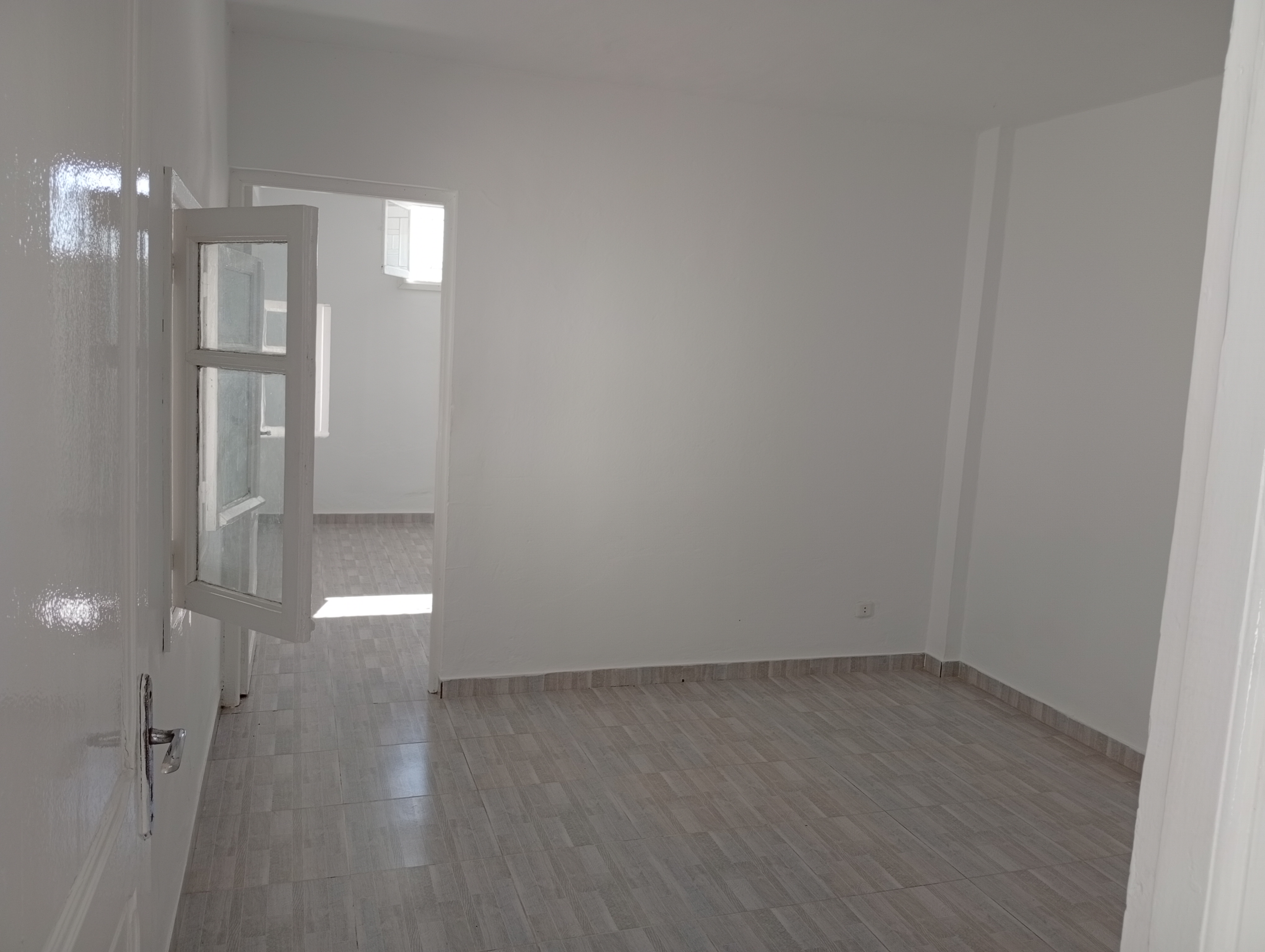 Ezzahra&nbsp;Cite 18 Janvier&nbsp;Location&nbsp;Appart. 3 pi�ces&nbsp;Studio de villa