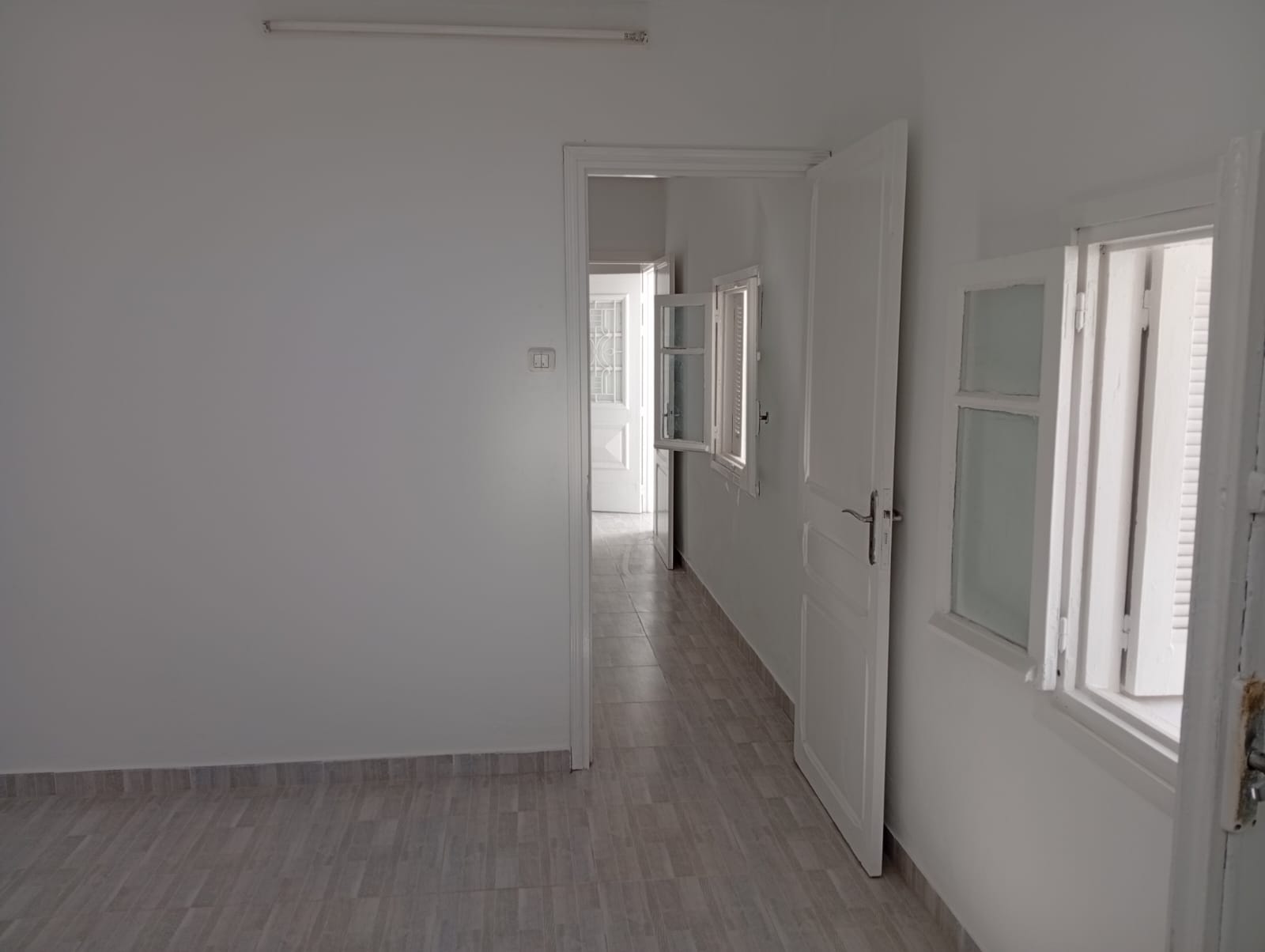 Ezzahra&nbsp;Cite 18 Janvier&nbsp;Location&nbsp;Appart. 3 pi�ces&nbsp;Studio de villa