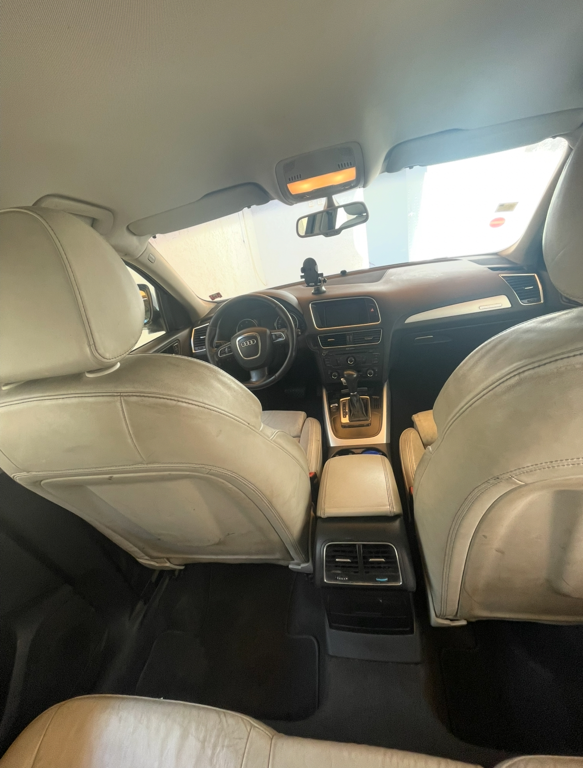 Sousse Riadh&nbsp;Sousse Riadh&nbsp;Audi&nbsp;Q5�&nbsp;Audi q5 quattro 2l diesel 2010 boite auto