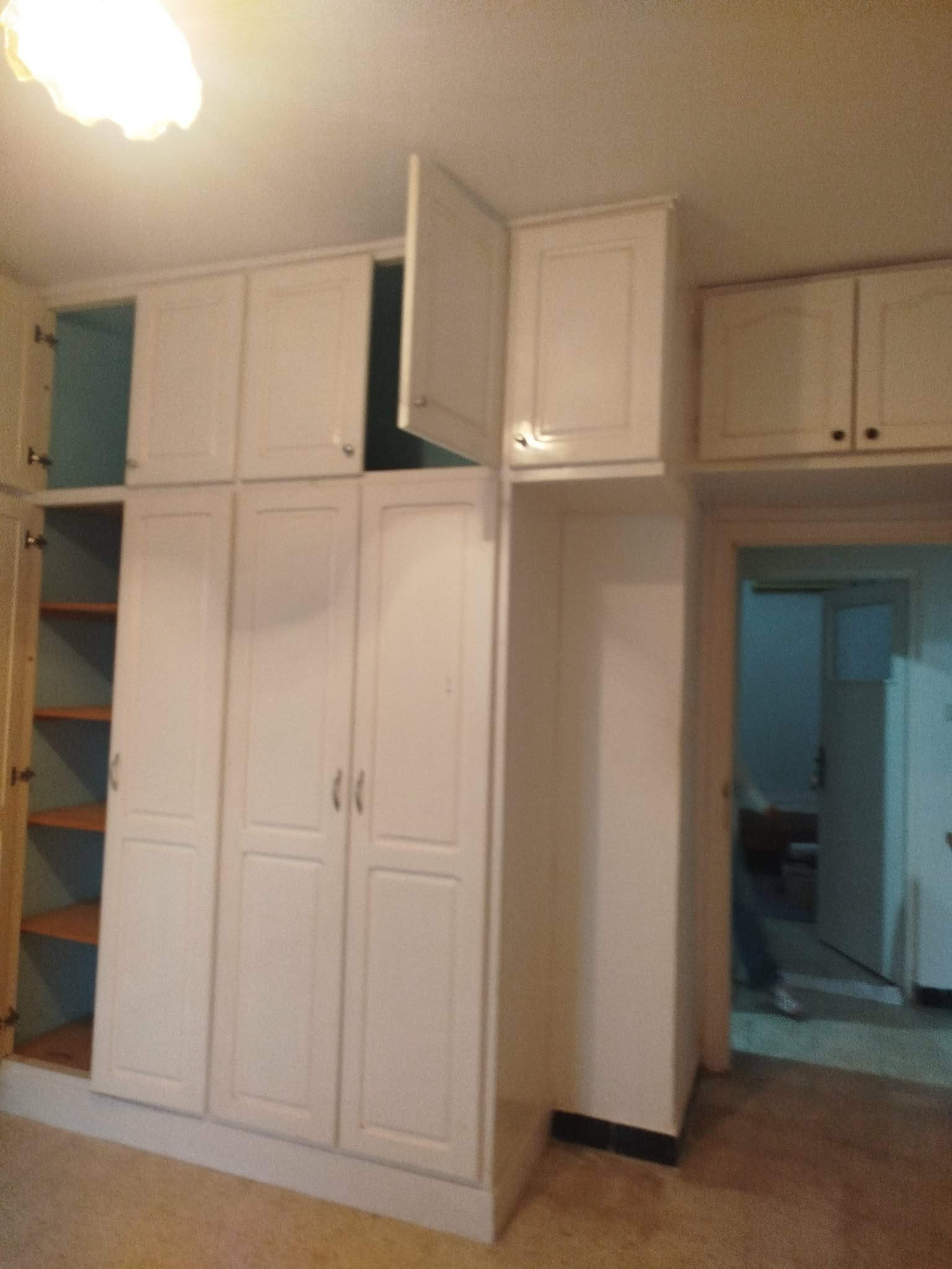 Cite El Khadra&nbsp;Cite Oplympique&nbsp;Location&nbsp;Appart. 3 pi�ces&nbsp;Deux chambre pour fille