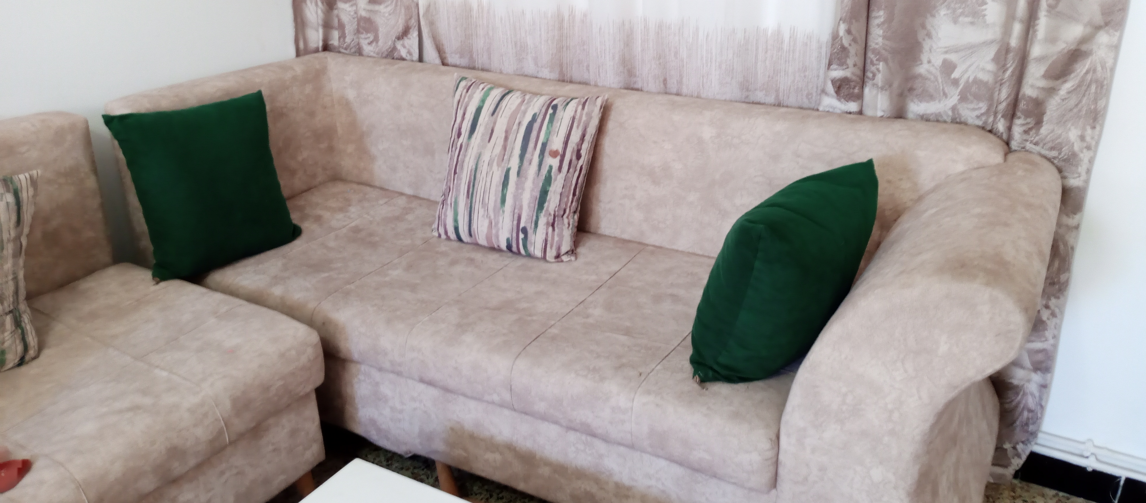 El Menzah&nbsp;El Menzah 1&nbsp;Salon - Salle � manger &nbsp;Salons&nbsp;Salon 7 places