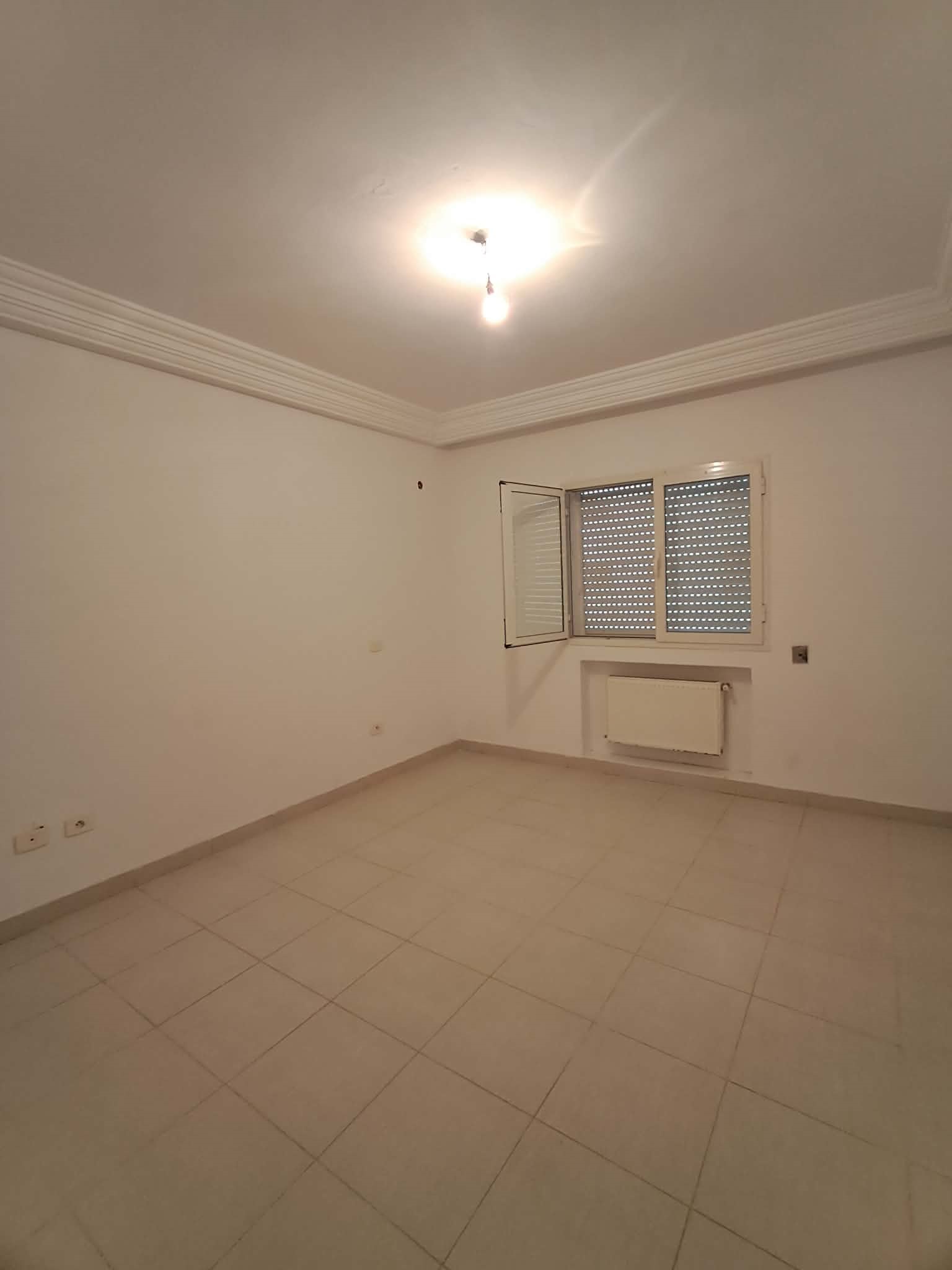 La Marsa&nbsp;El Aouina&nbsp;Location&nbsp;Appart. 1 pi�ce&nbsp;S plus 1 wahat e l aouina